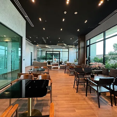 Homie'S Dedge Thao Dien Luxury Apartment Ho Chi Minh City Exterior photo