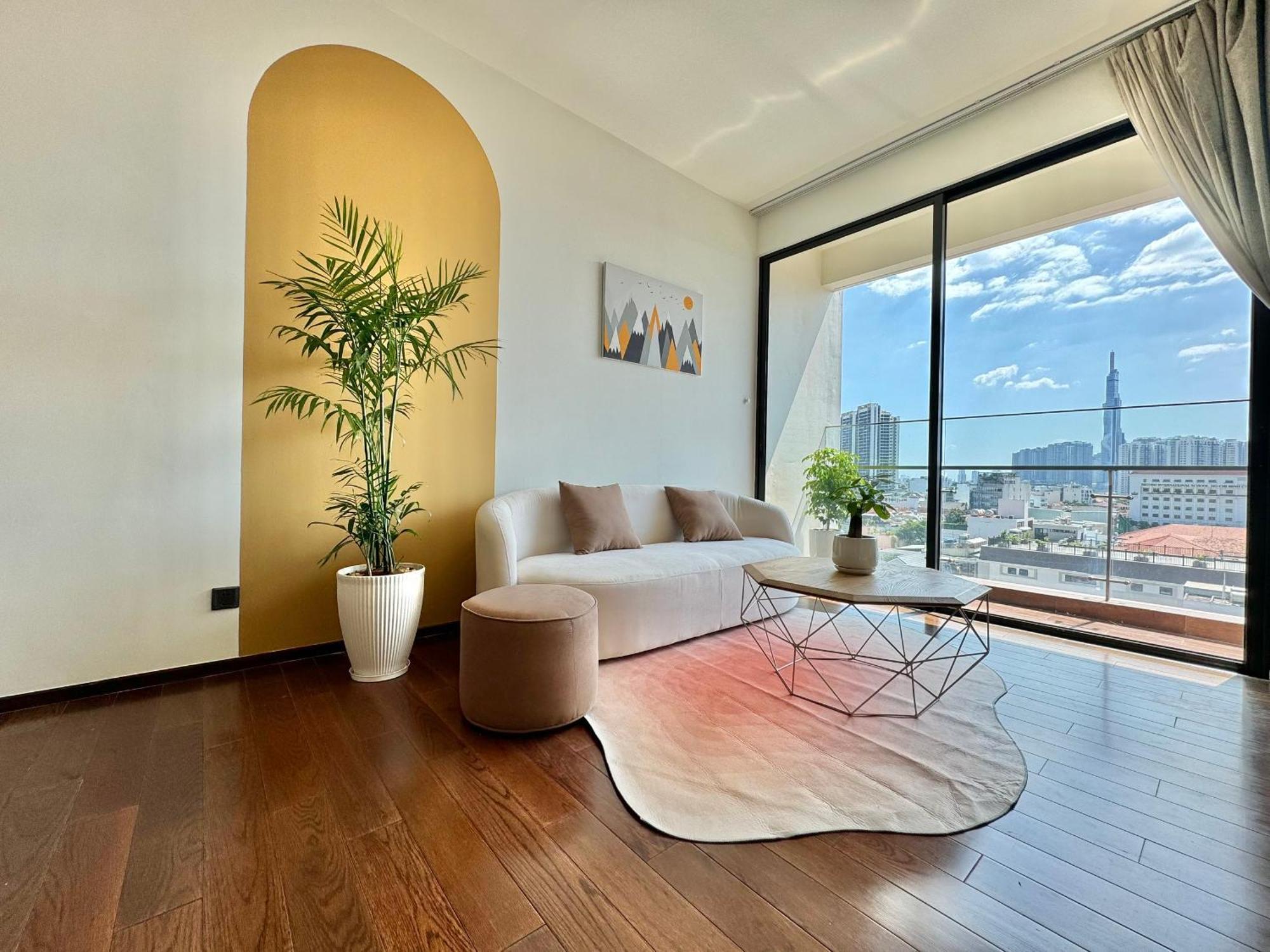 Homie's Dedge Thao Dien Luxury