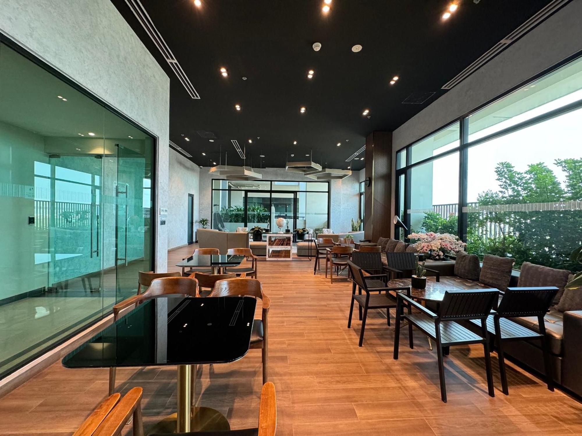 Homie's Dedge Thao Dien Luxury Ho Chi Minh City