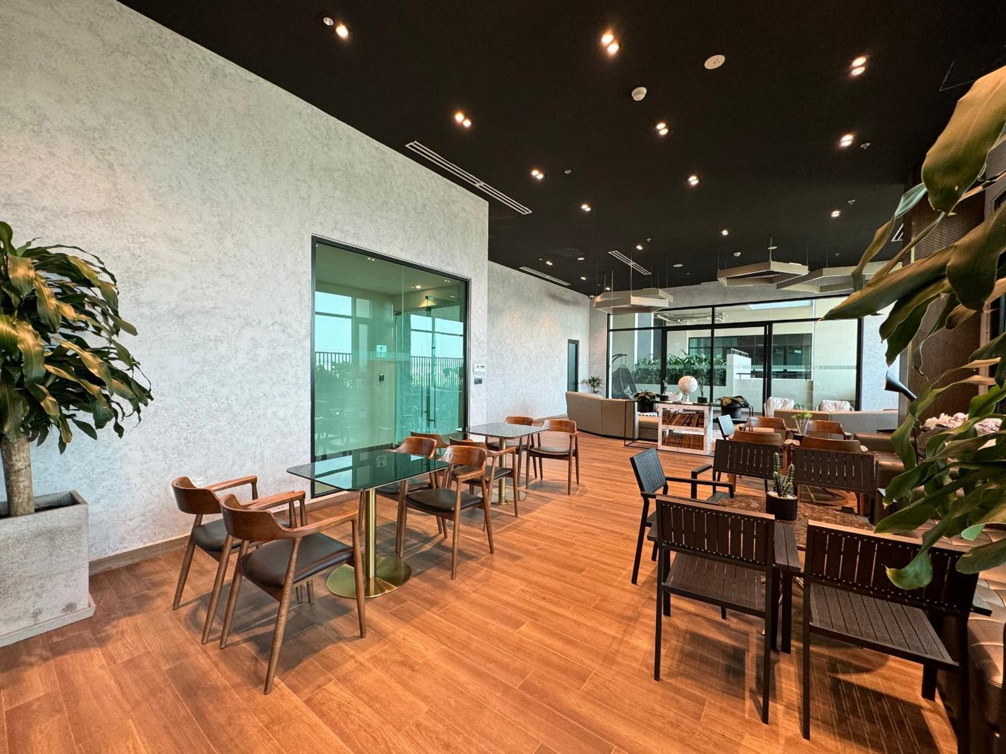 Apartment Homie's Dedge Thao Dien Luxury *