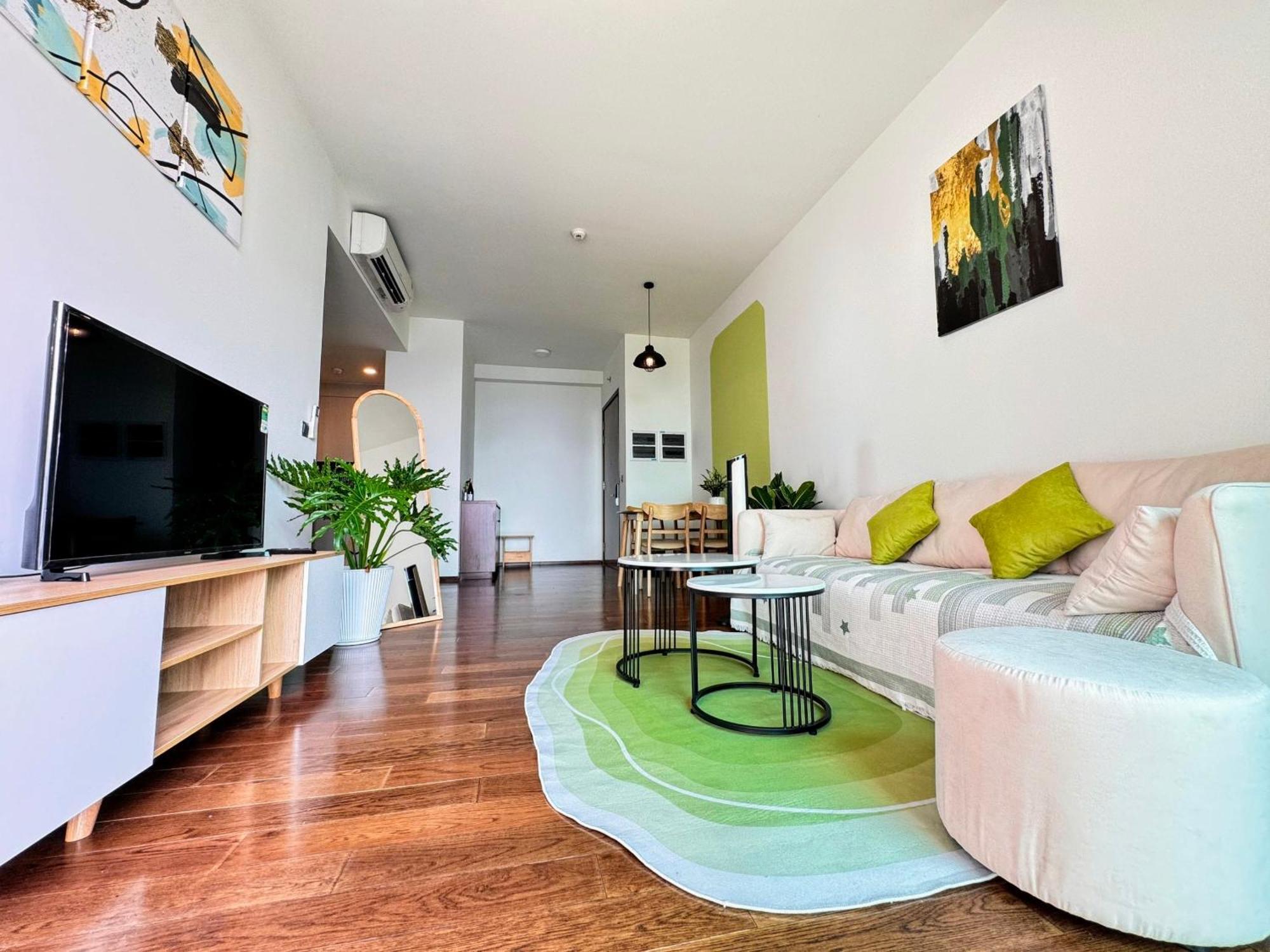 Homie's Dedge Thao Dien Luxury Apartment *