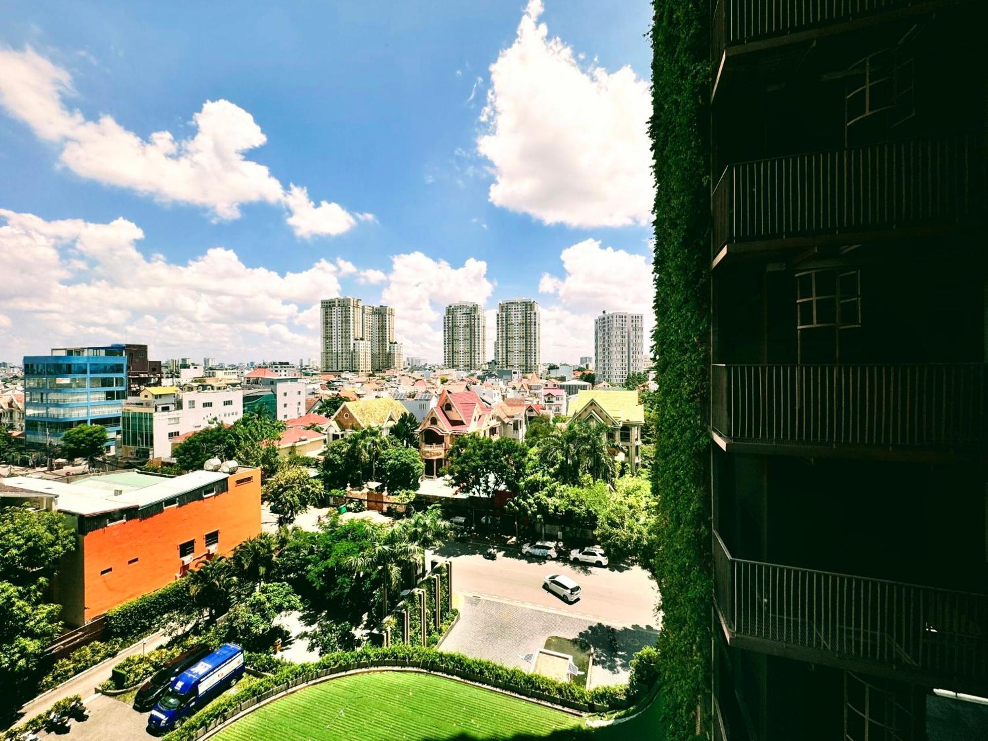 Homie's Dedge Thao Dien Luxury * Ho Chi Minh City