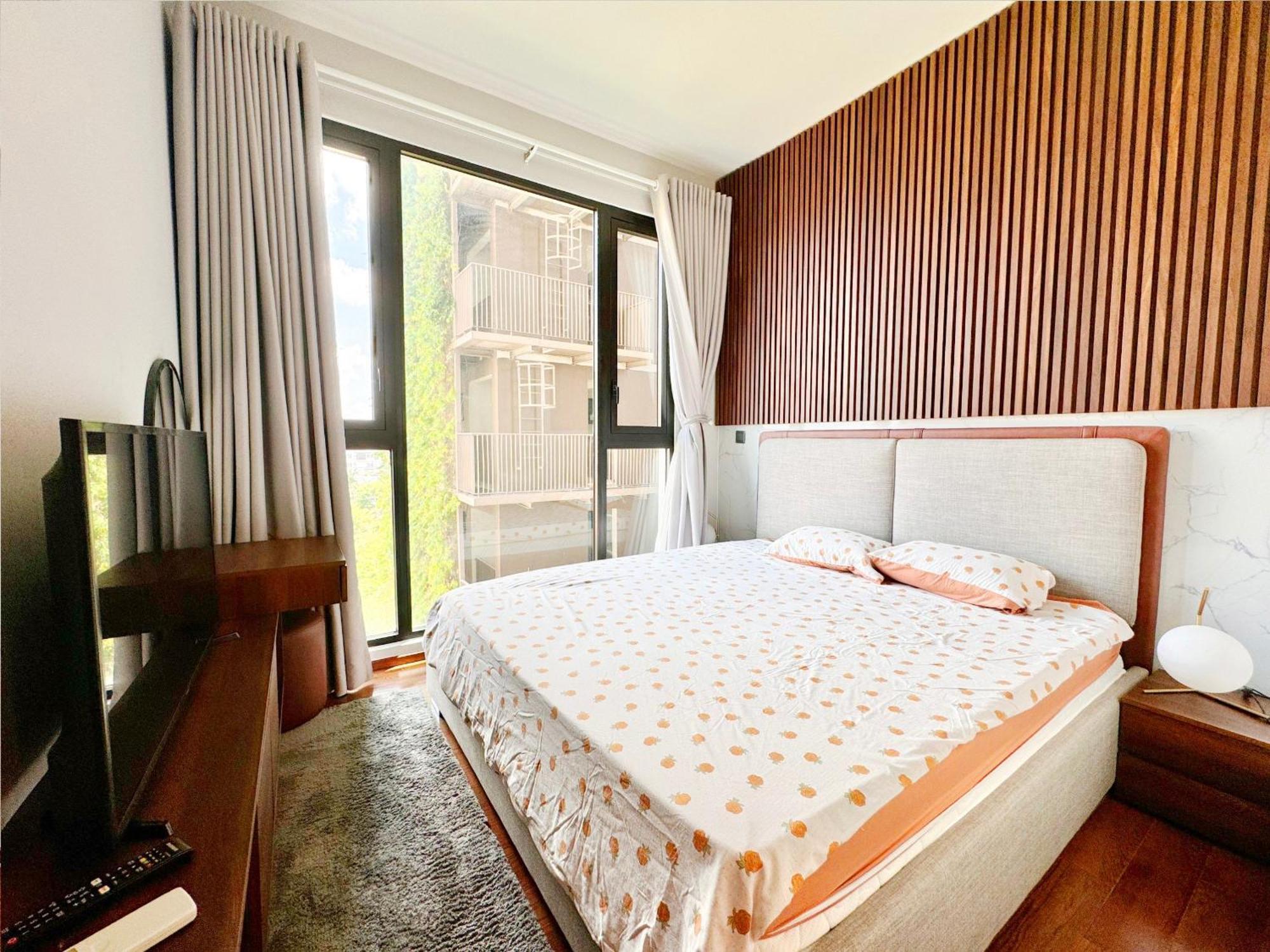 Homie's Dedge Thao Dien Luxury Apartment