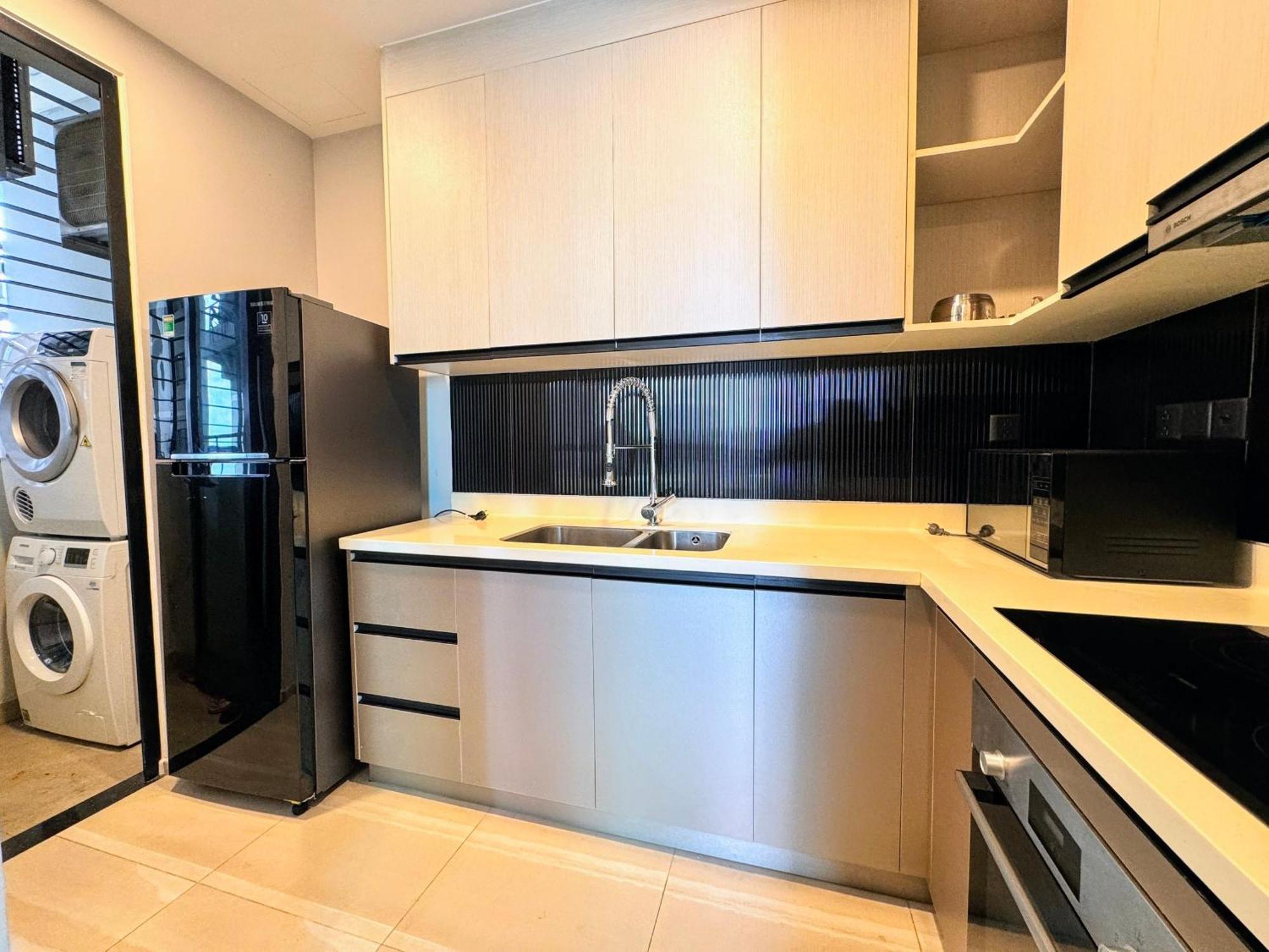 Homie's Dedge Thao Dien Luxury Apartment *